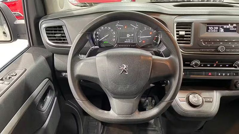 Peugeot Bipper • 2019 • 85,942 km 9
