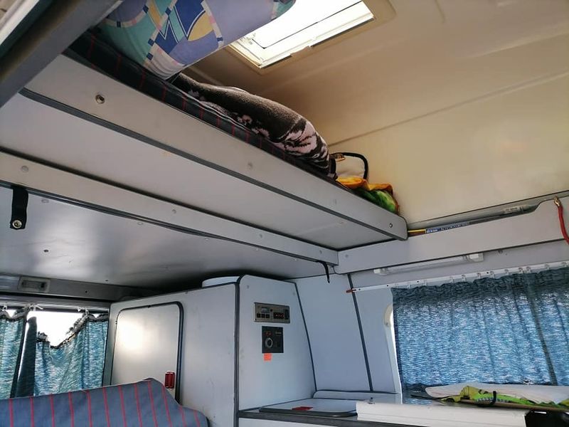 Ford Transit Bus • 2000 • 102,000 km 4