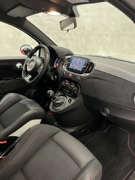 Fiat 500 • 2022 • 35,500 km 11