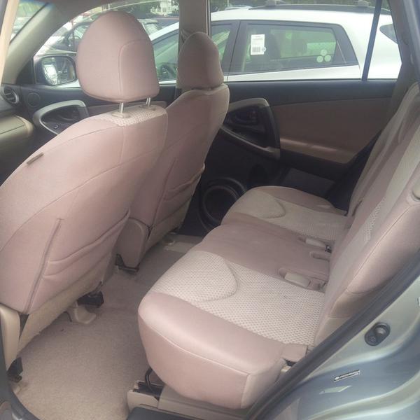 Toyota RAV4 • 2010 • 245,536 km 2