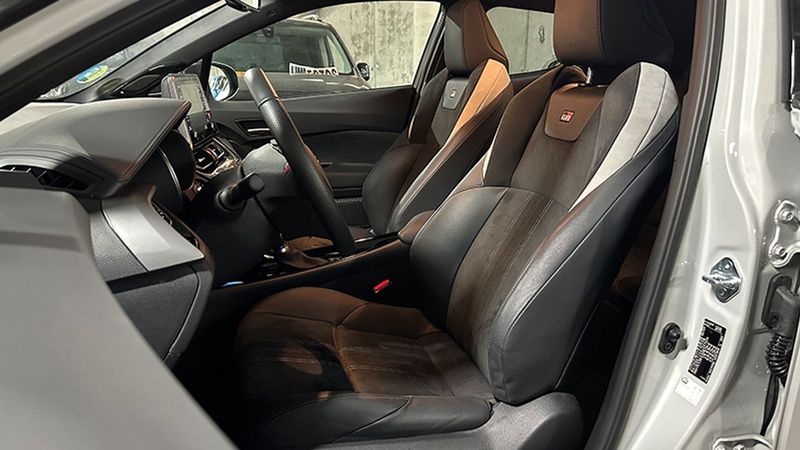 Toyota C-HR • 2021 • 9,000 km 2