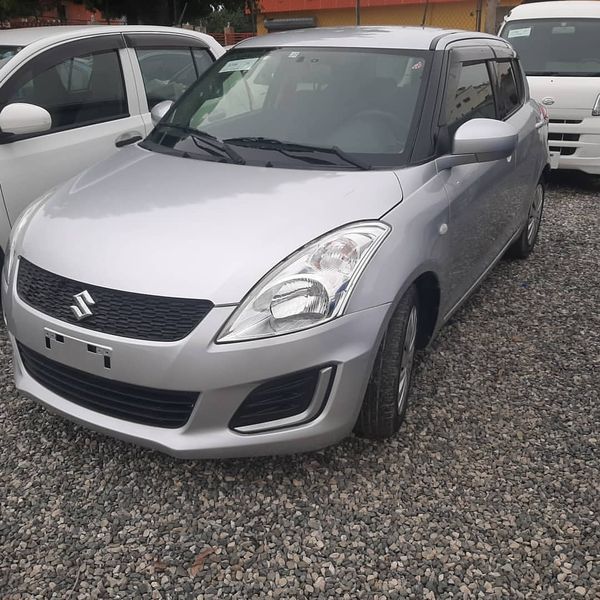 Suzuki Swift • 2019 • 3,000 km 1