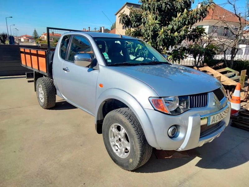 Mitsubishi L200 • 2008 • 97,000 km 2