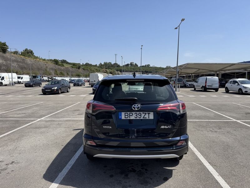 Toyota RAV4 • 2018 • 129,000 km 6