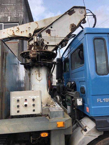 Volvo 850 • 2001 • 250,000 km 4