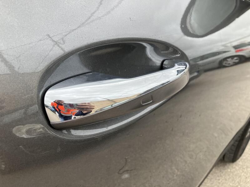 Mercedes-Benz GLA • 2022 • 12,076 km 29