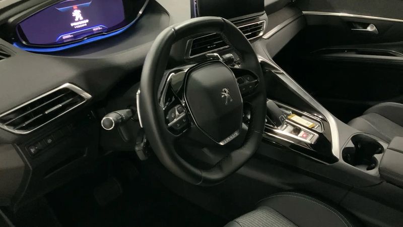 Peugeot 5008 • 2023 • 20,900 km 11