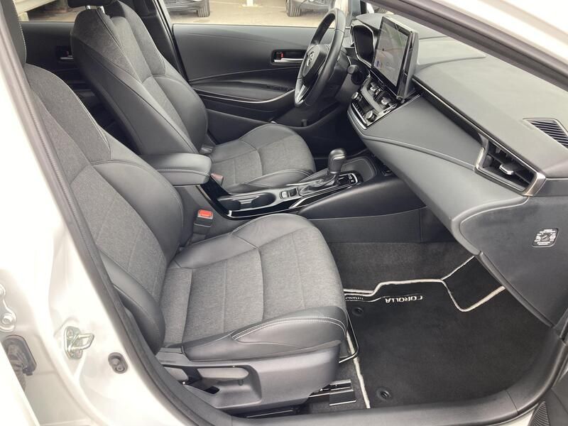 Toyota Corolla Combi • 2023 • 30,544 km 8