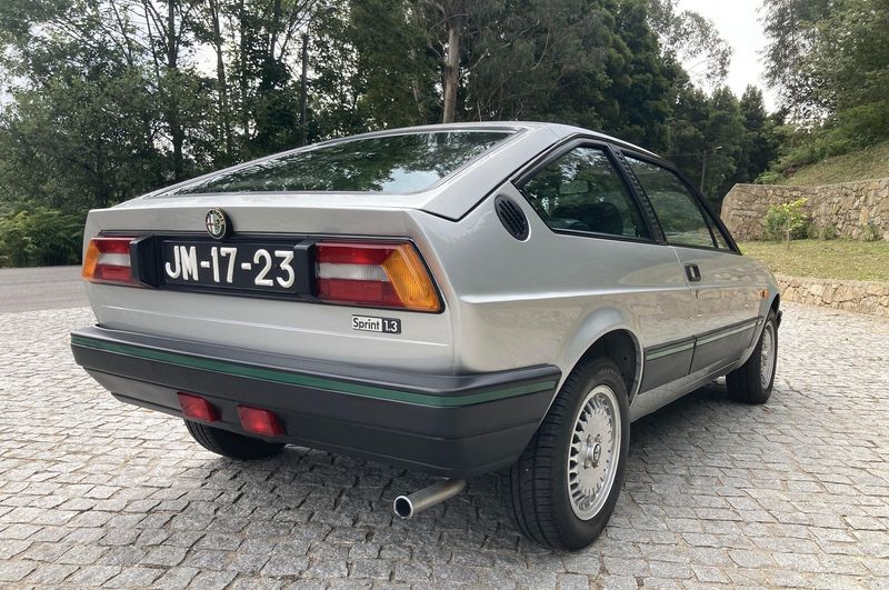 Alfa Romeo Spider • 1988 • 70,000 km 2