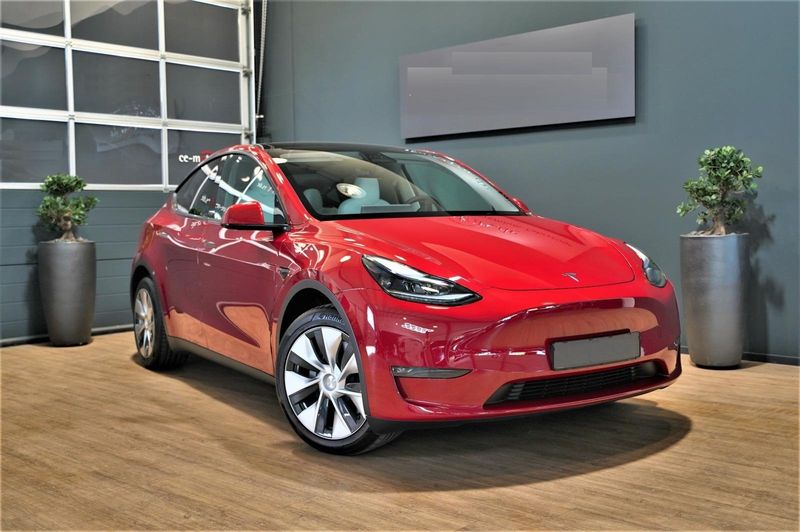 Tesla Model Y • 2022 • 22,555 km 3