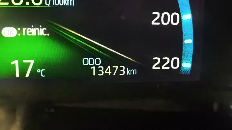 Toyota Yaris • 2023 • 13,473 km 5