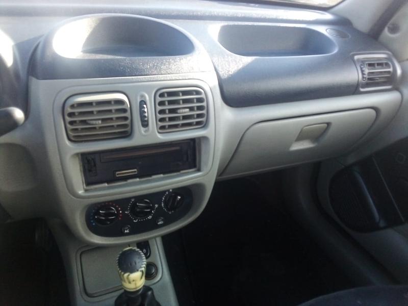 Nissan Tiida • 2006 • 168,000 km 2