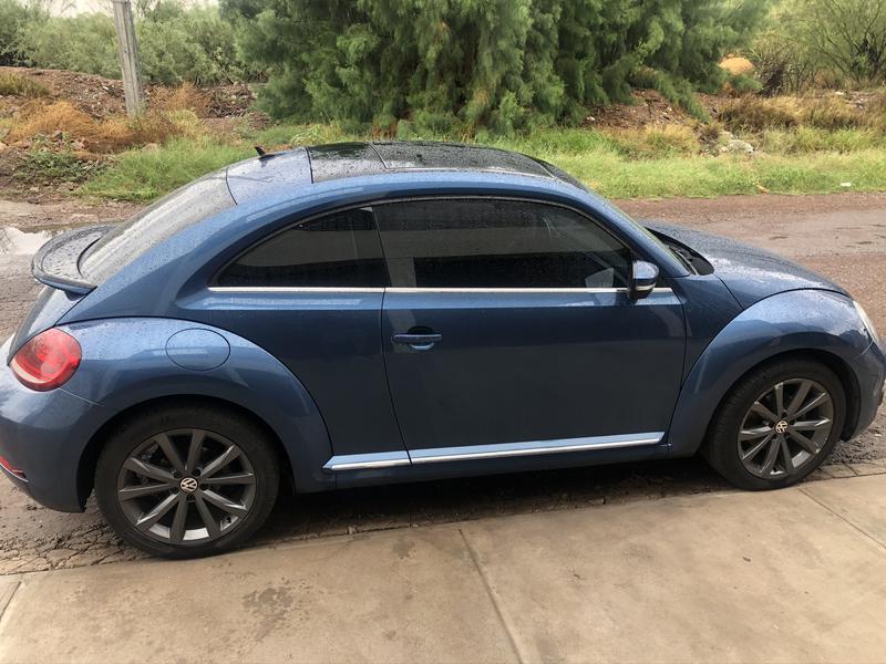 Volkswagen Beetle • 2017 • 31,000 km 3