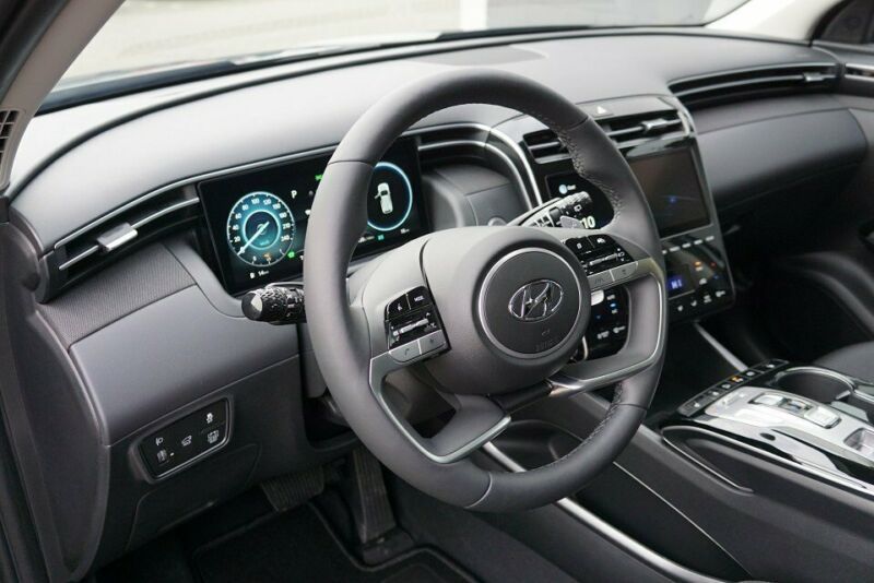 Hyundai Tucson • 2021 • 122,000 km 11