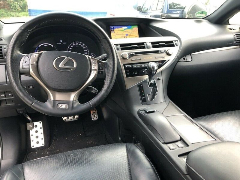 Lexus RX • 2012 • 79,900 km 11