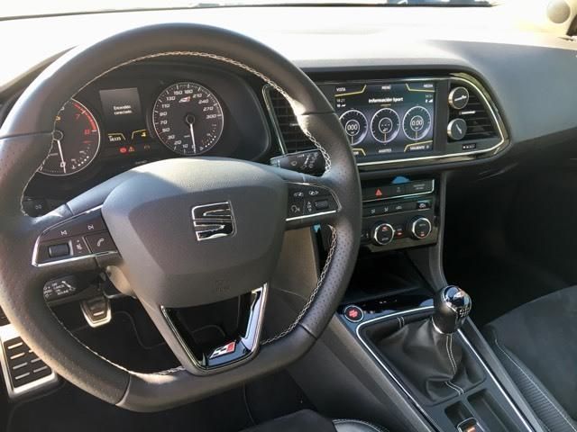 Seat Leon • 2017 • 95,000 km 5