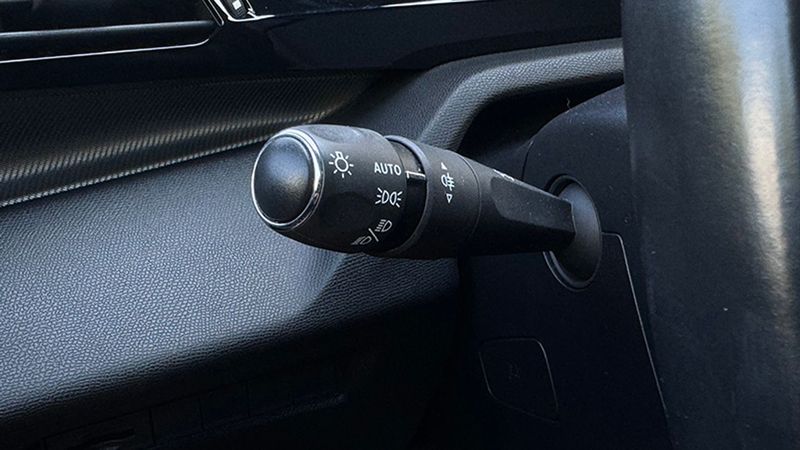 Peugeot 308 • 2021 • 86,637 km 6