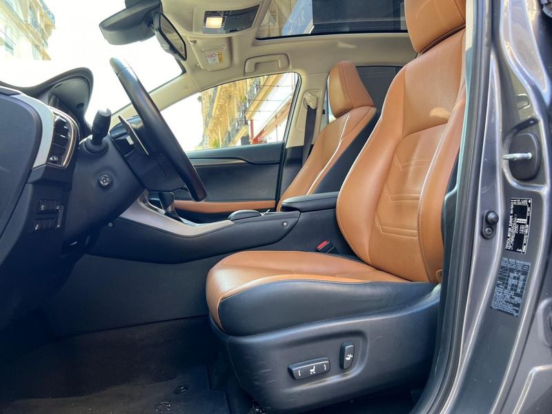 Lexus NX • 2020 • 59,500 km 2