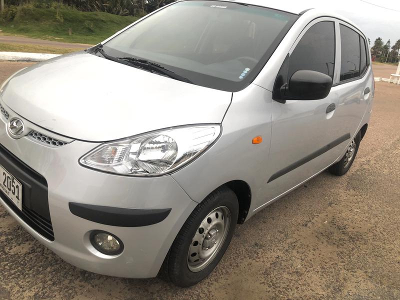 Hyundai i10 • 2010 • 15,000 km 2