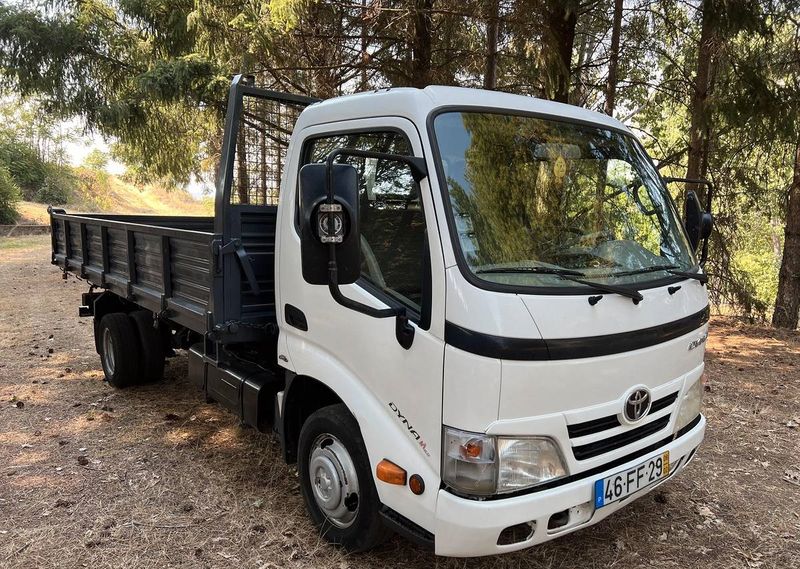 Toyota Dyna • 2008 • 213,000 km 1