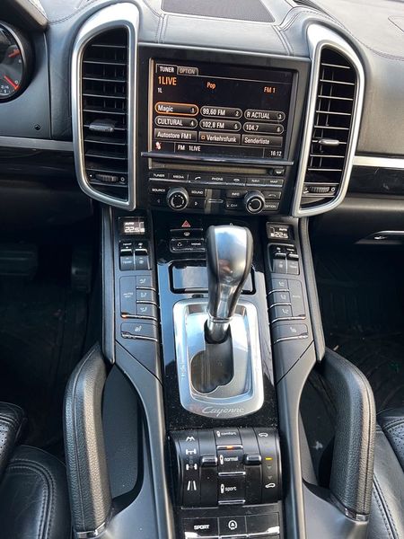 Porsche Cayenne • 2011 • 168,000 km 4