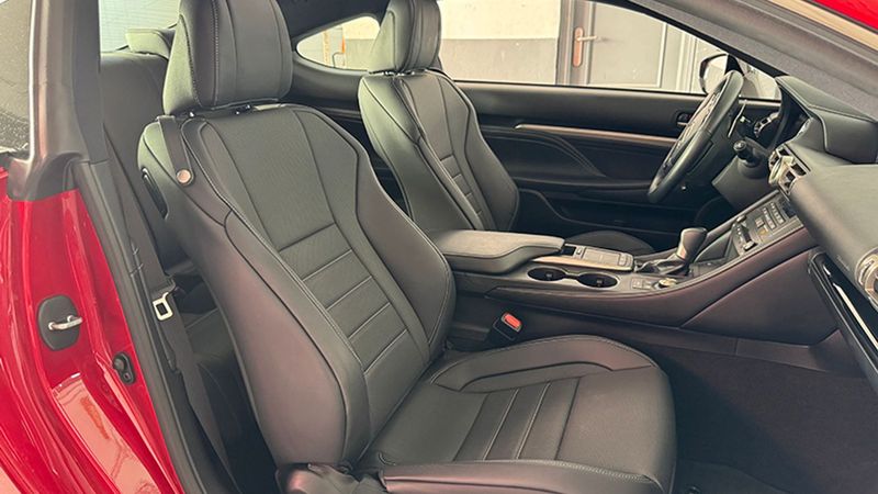 Lexus RC • 2020 • 24,657 km 16