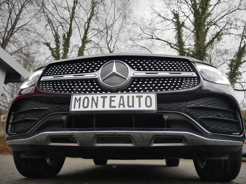 Mercedes-Benz GLC-Class • 2020 • 18,000 km 33