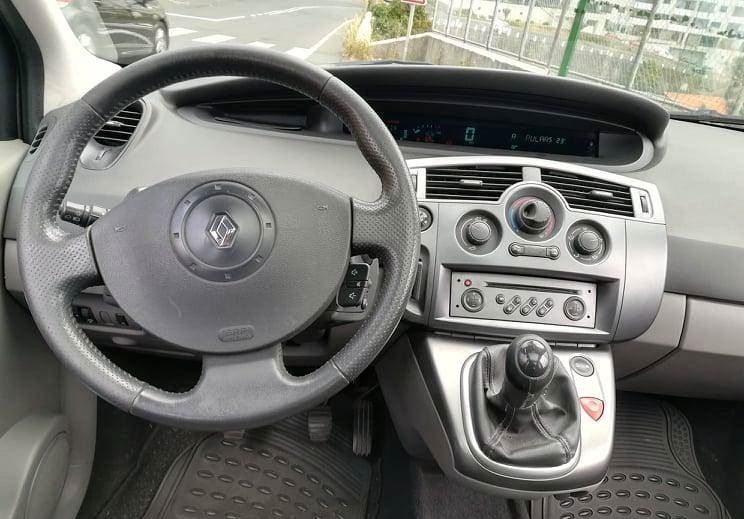 Renault Scénic • 2005 • 79,000 km 6