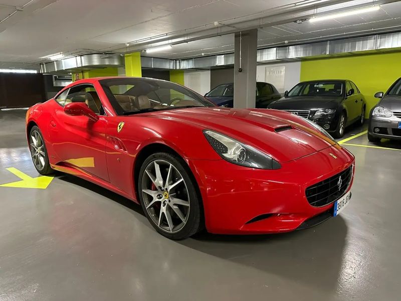 Ferrari California • 2009 • 34,000 km 4