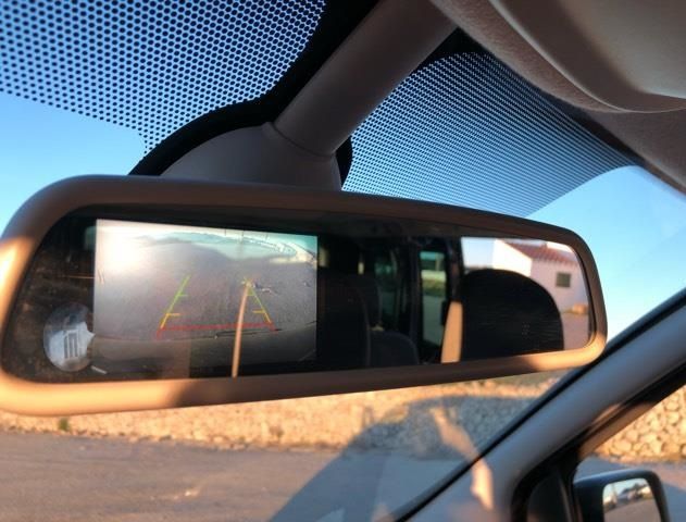 Renault 10 • 2017 • 126,000 km 8