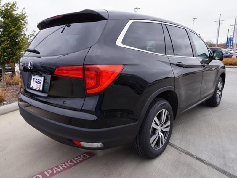 Honda Pilot • 2015 • 38,000 km 3