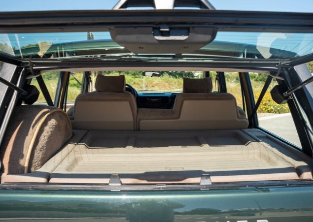 Land Rover Range Rover • 1996 • 273,000 km 4