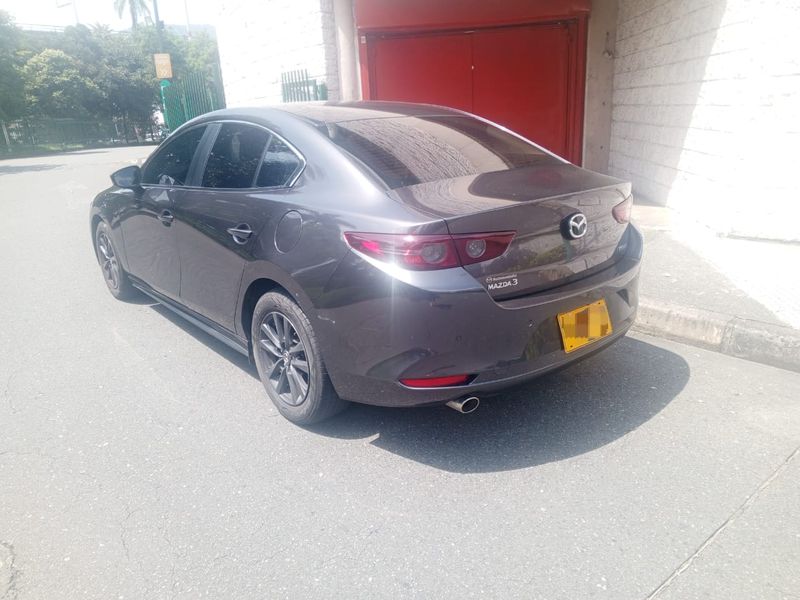 Mazda 3 • 2021 • 44,200 km 6