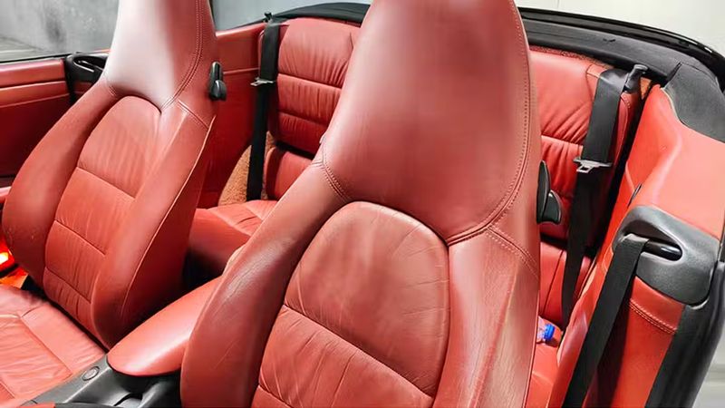 Porsche 911 Carrera Cabrio • 1999 • 97,135 km 8