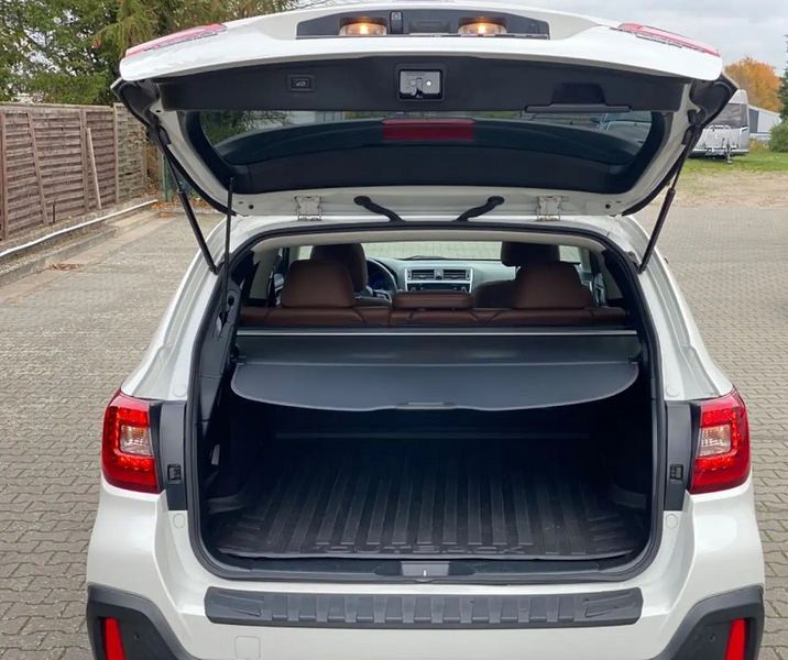 Subaru Outback • 2018 • 74,000 km 11