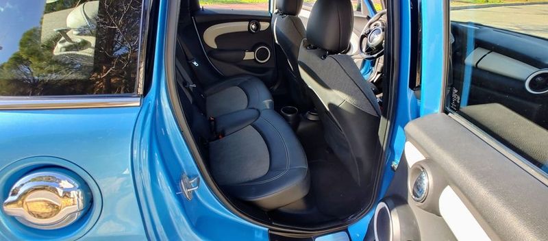 MINI Cooper S • 2015 • 180,000 km 3