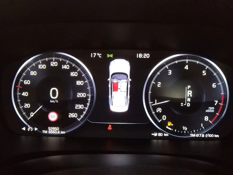 Volvo S60 • 2020 • 52,950 km 12