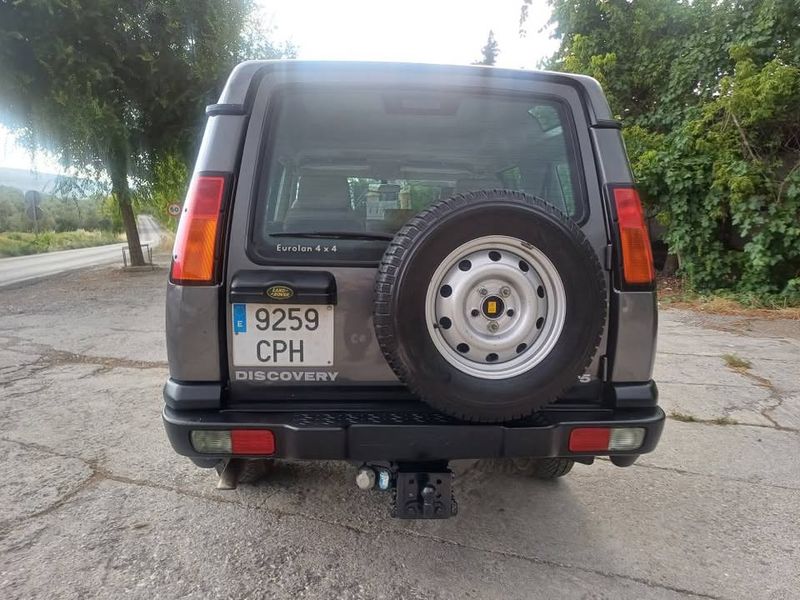 Land Rover Discovery • 2003 • 249,000 km 3