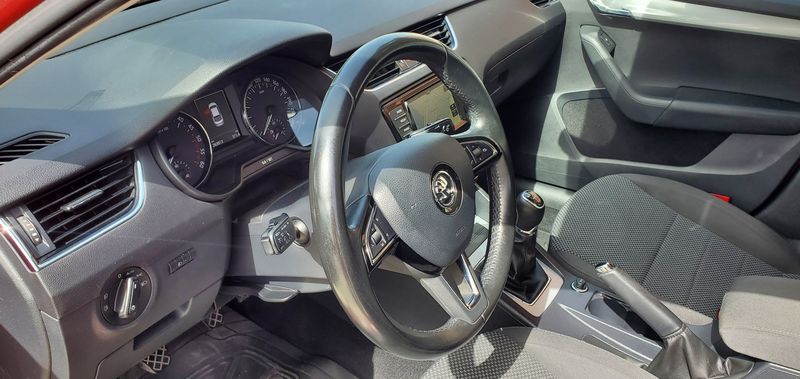 Škoda Octavia • 2016 • 264,000 km 5