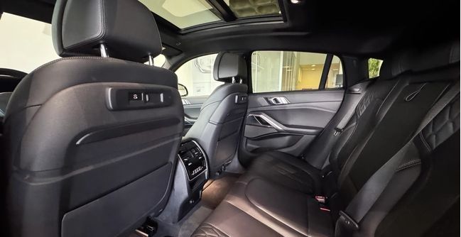 BMW X6 • 2020 • 109,000 km 16