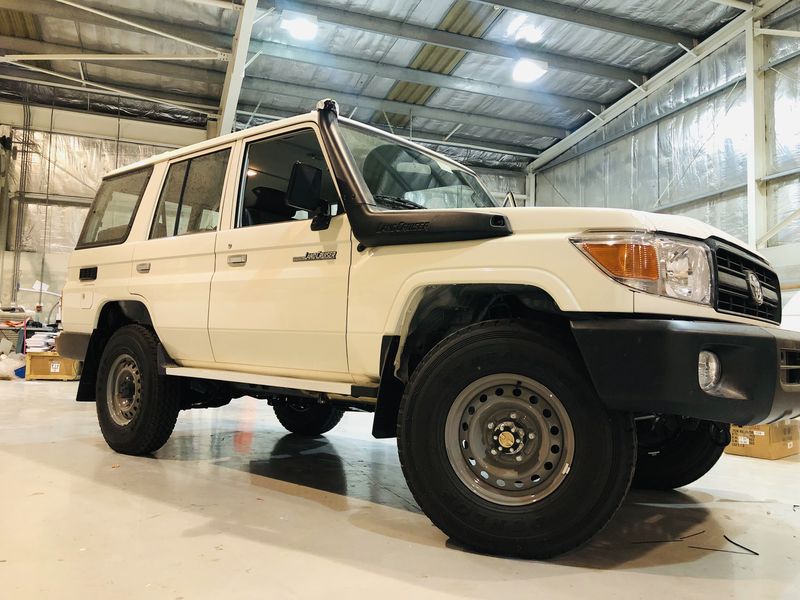 Toyota Land Cruiser • 2023 • 0 km 1