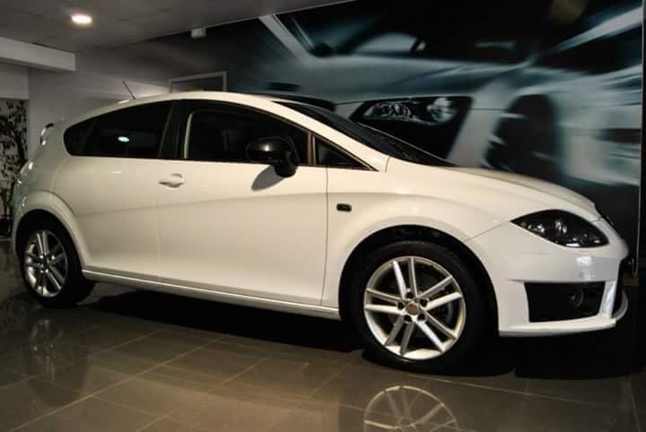 Seat Leon • 2010 • 181,000 km 2