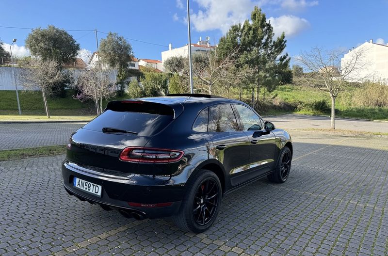 Porsche Macan • 2014 • 190,000 km 3