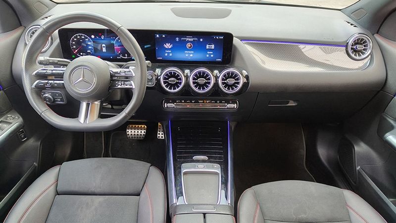 Mercedes-Benz GLA • 2023 • 19,580 km 2