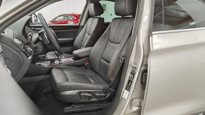 BMW X4 • 2017 • 148,287 km 8