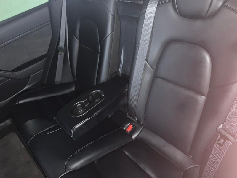 Tesla Model 3 • 2019 • 63,500 km 5