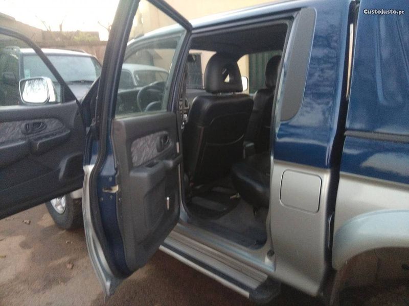 Mitsubishi L200 Pick up • 2001 • 200,000 km 4