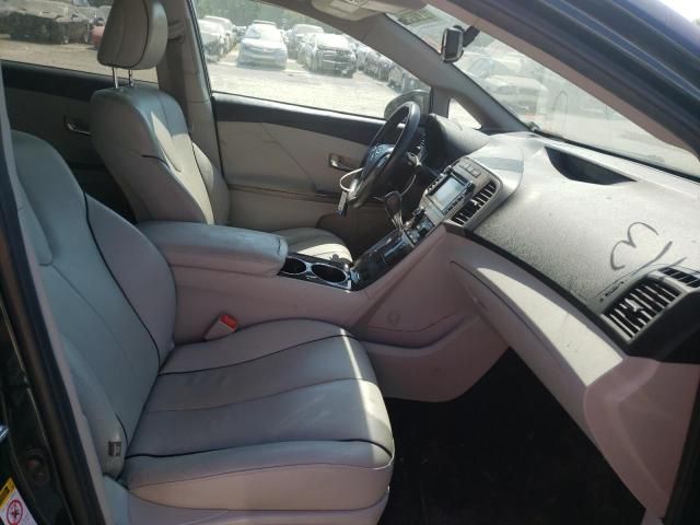 Toyota Venza • 2013 • 6 km 4