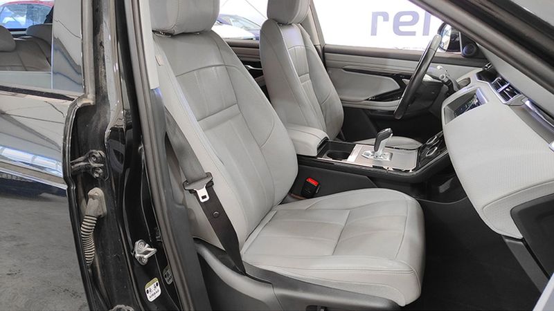 Land Rover Range Rover Evoque • 2019 • 100,600 km 19