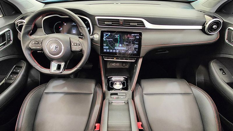 Toyota RAV4 • 2022 • 23,271 km 3